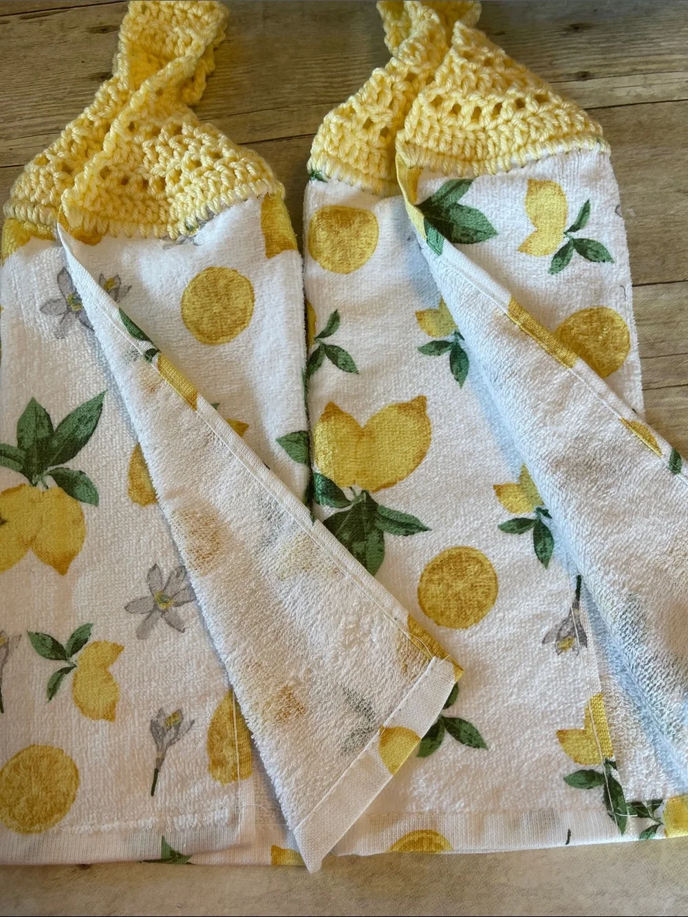 Crochet Lemon Top Hanging HandTowels Set of 2 Single Thickness